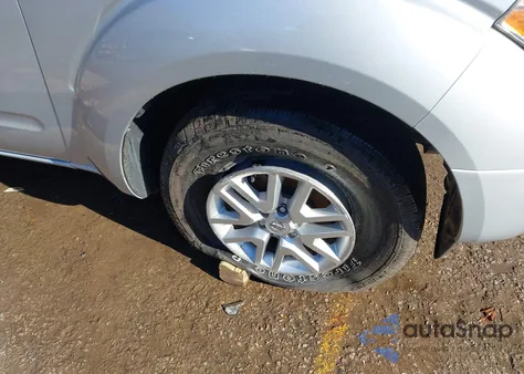 2015 Nissan Frontier Sv z USA, uszkodzony, nr VIN 1N6AD0EV3FN736887